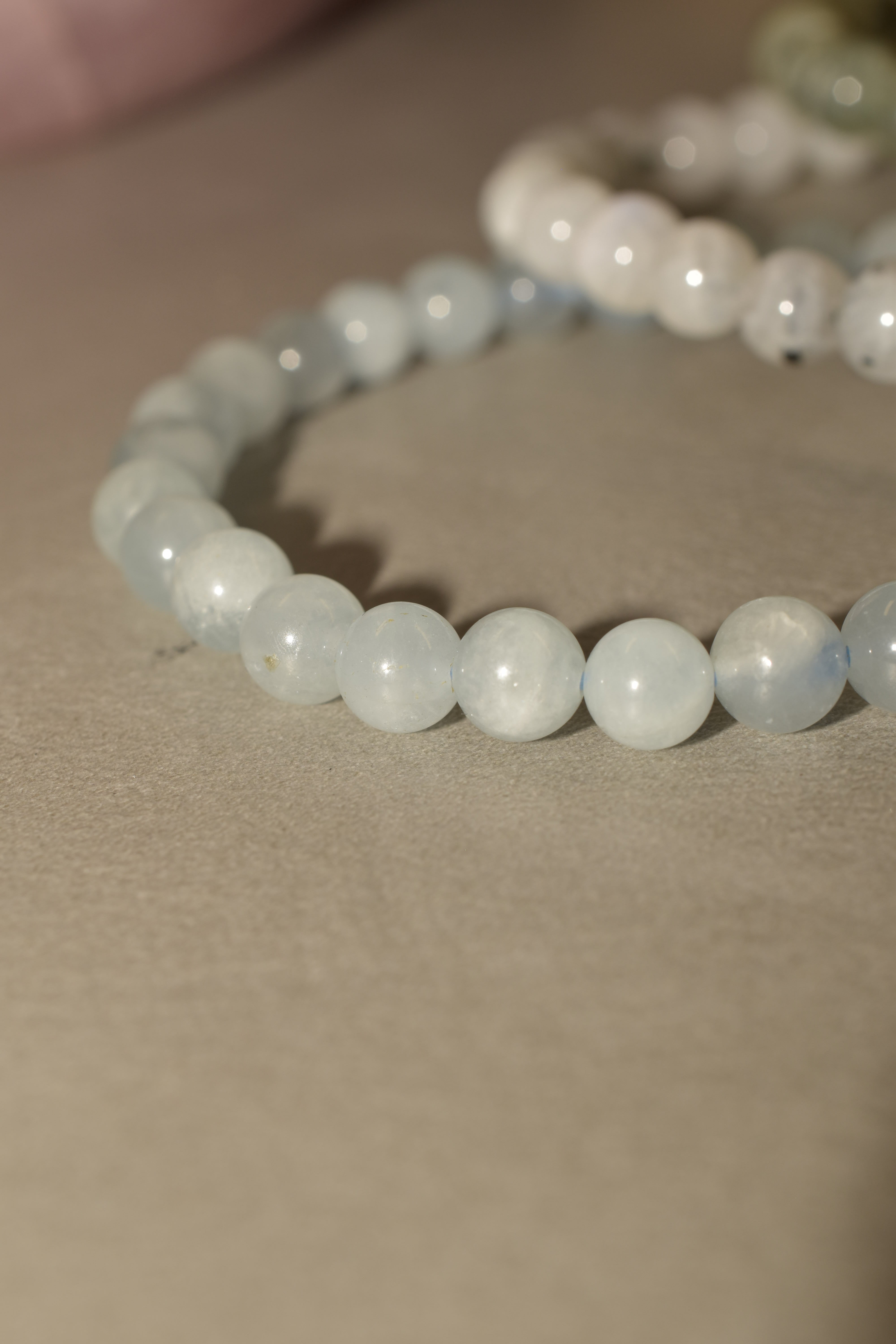 Bracciali combo con Acquamarina, Pietra di Luna arcobaleno e Prehnite