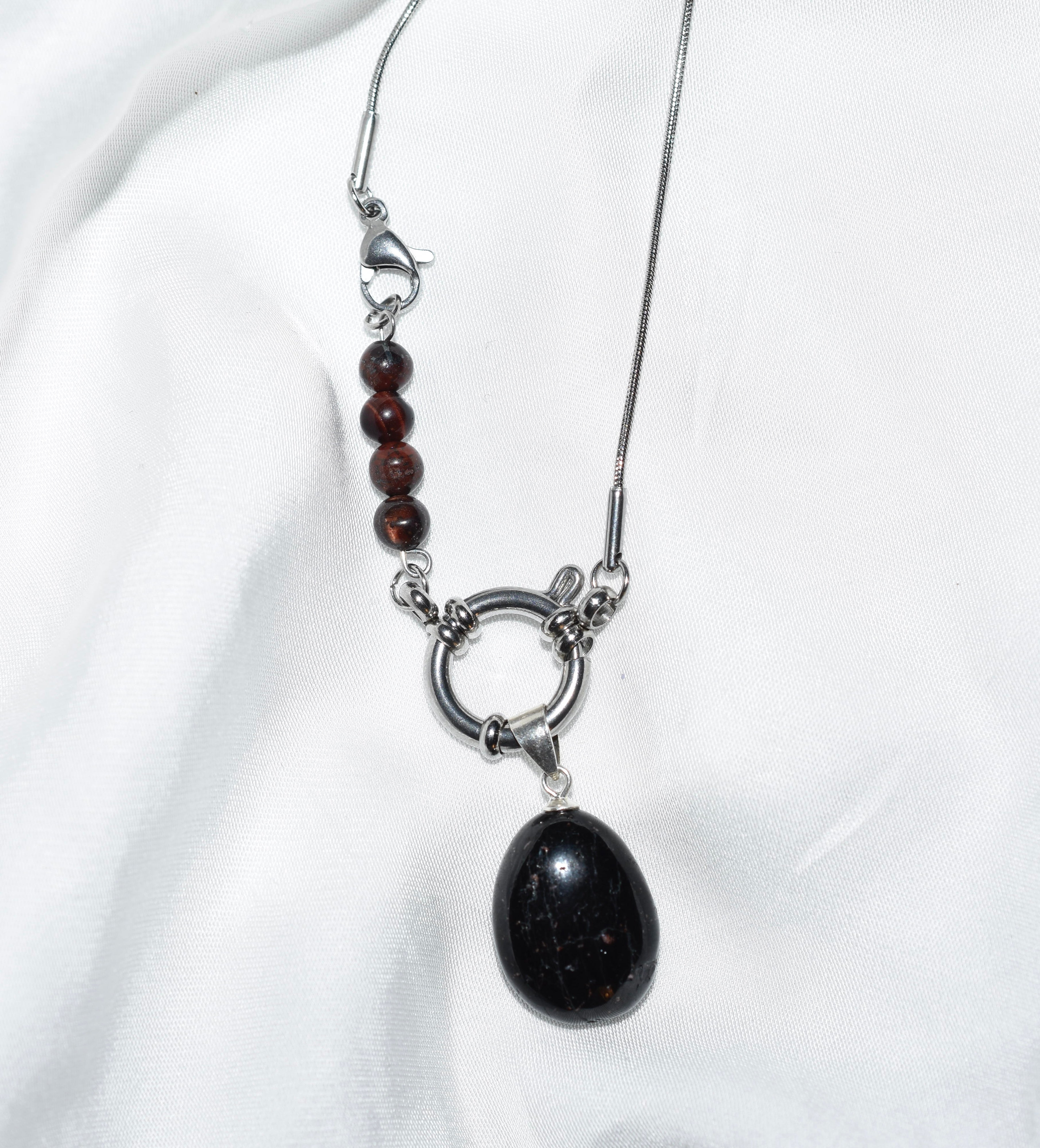 Collana “Hasana”