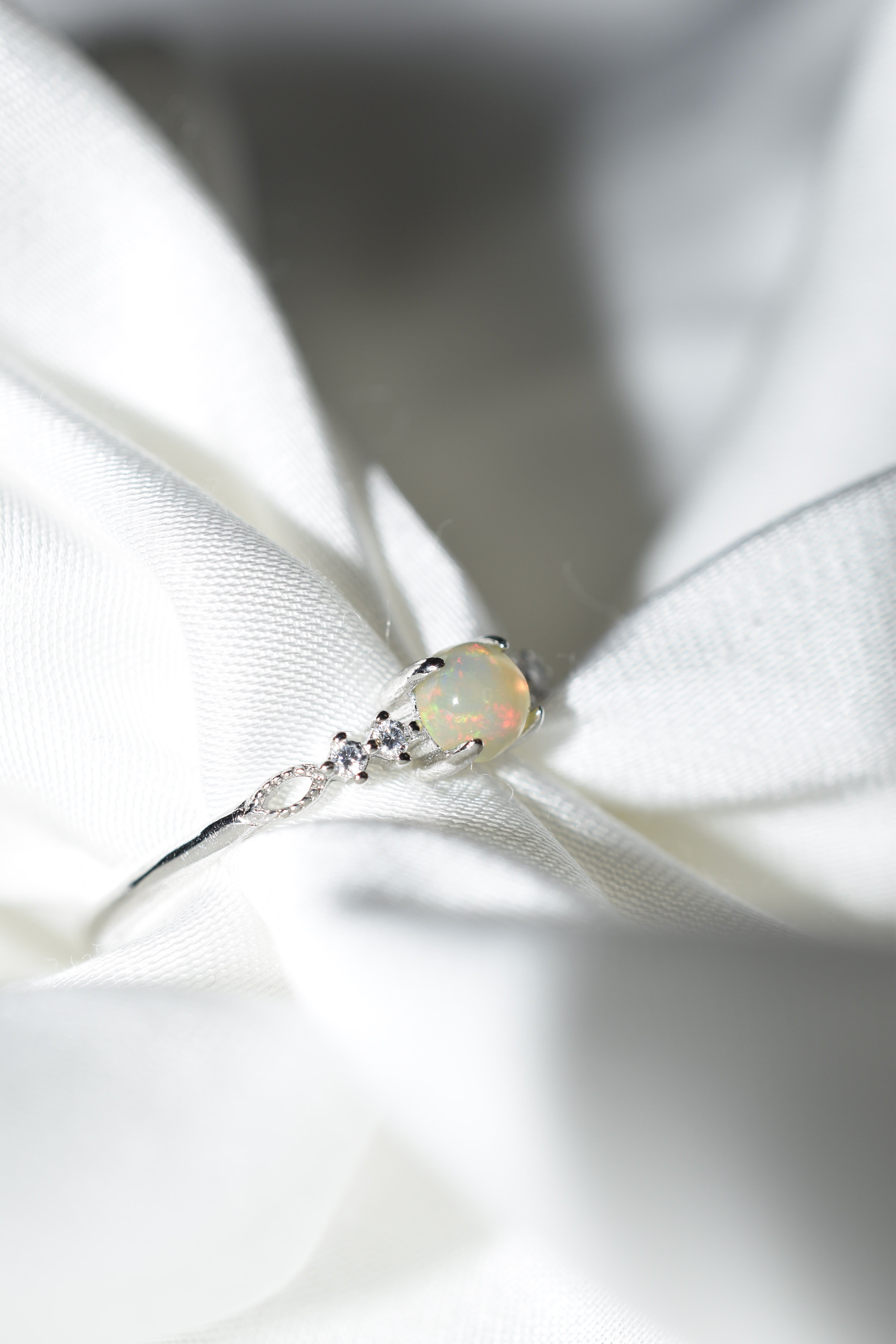 Anello Opale in argento 925