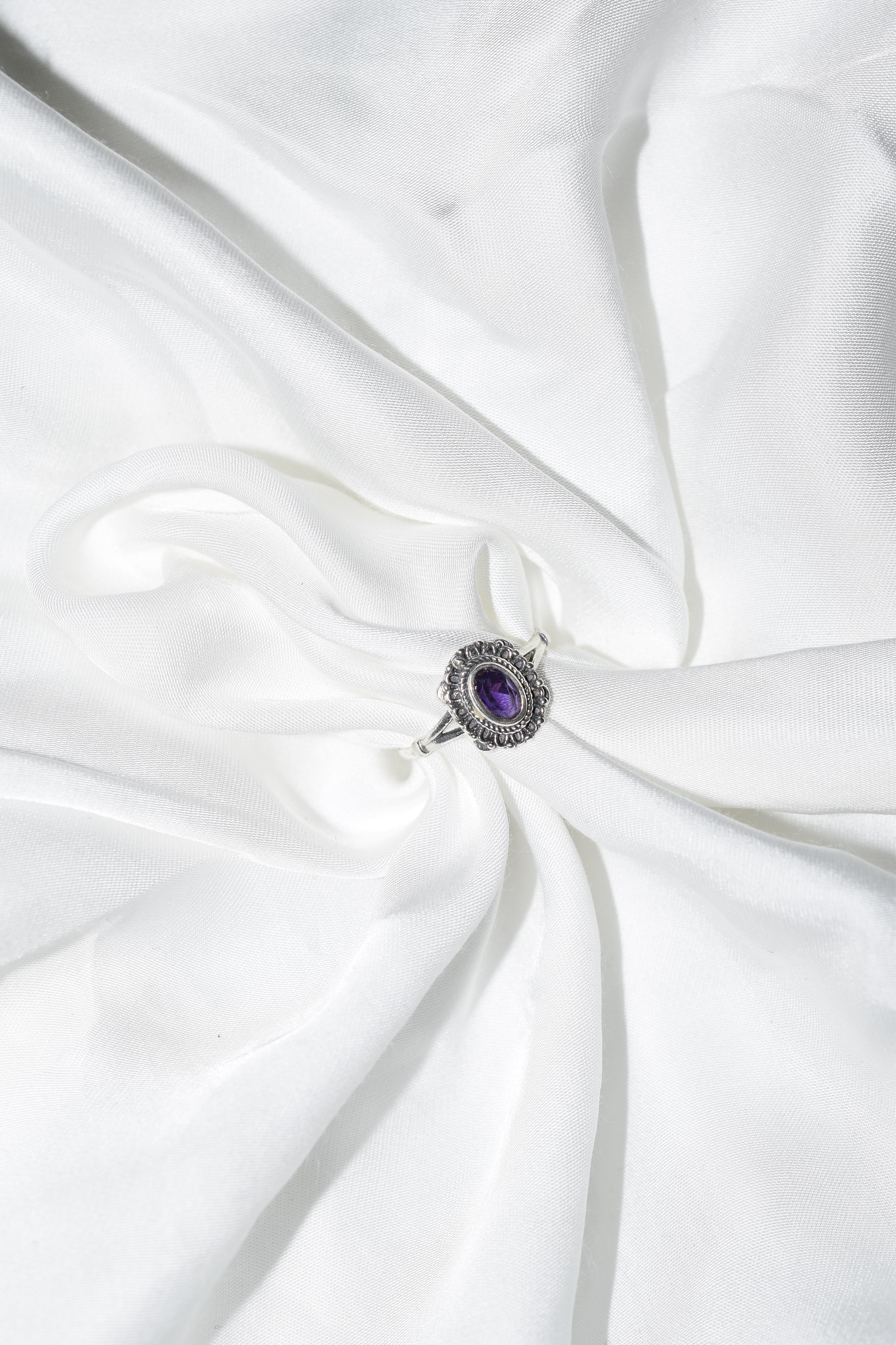 Anello in argento 925 sfaccettato con Ametista