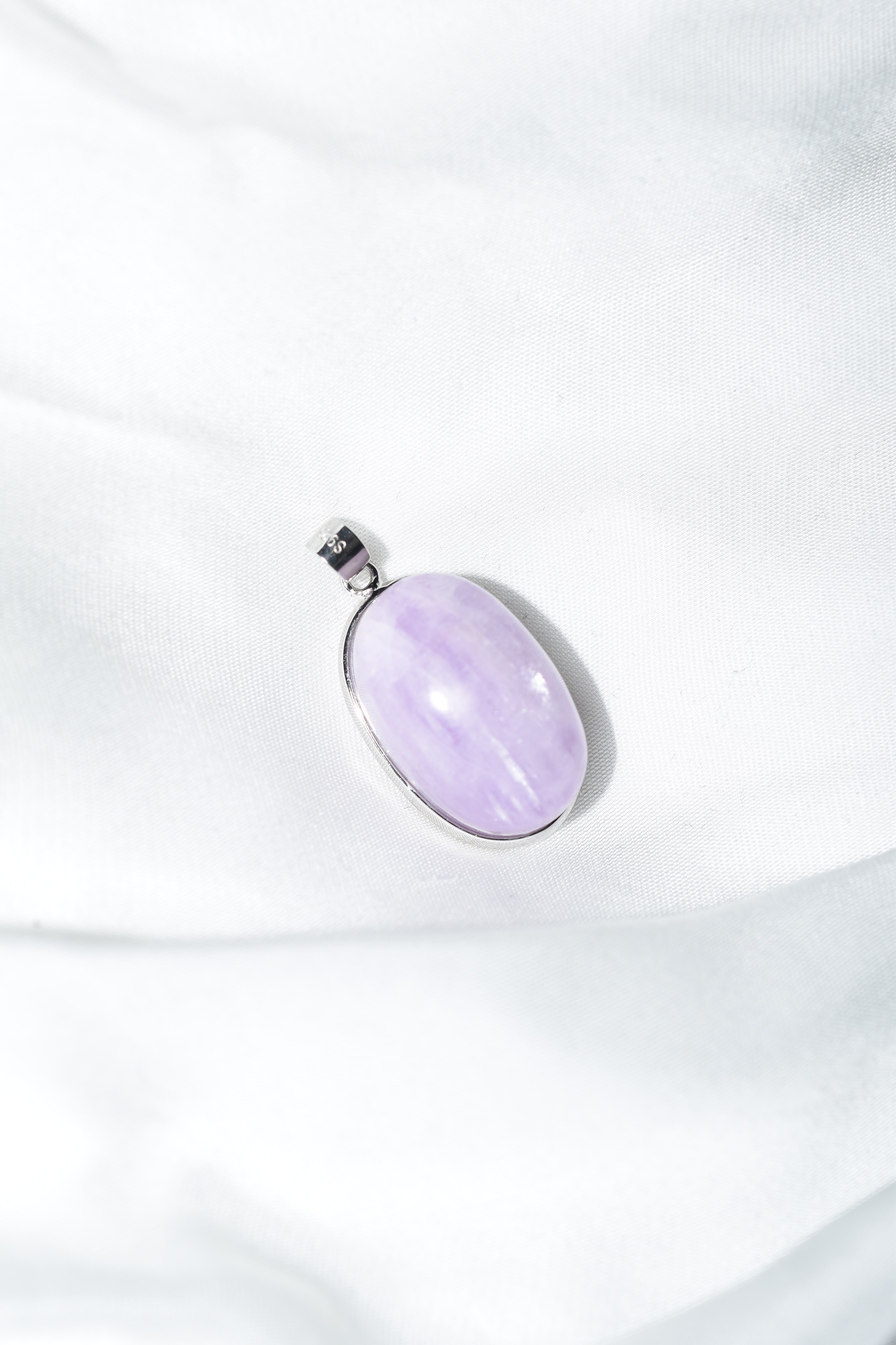 Ciondolo Kunzite in argento 925