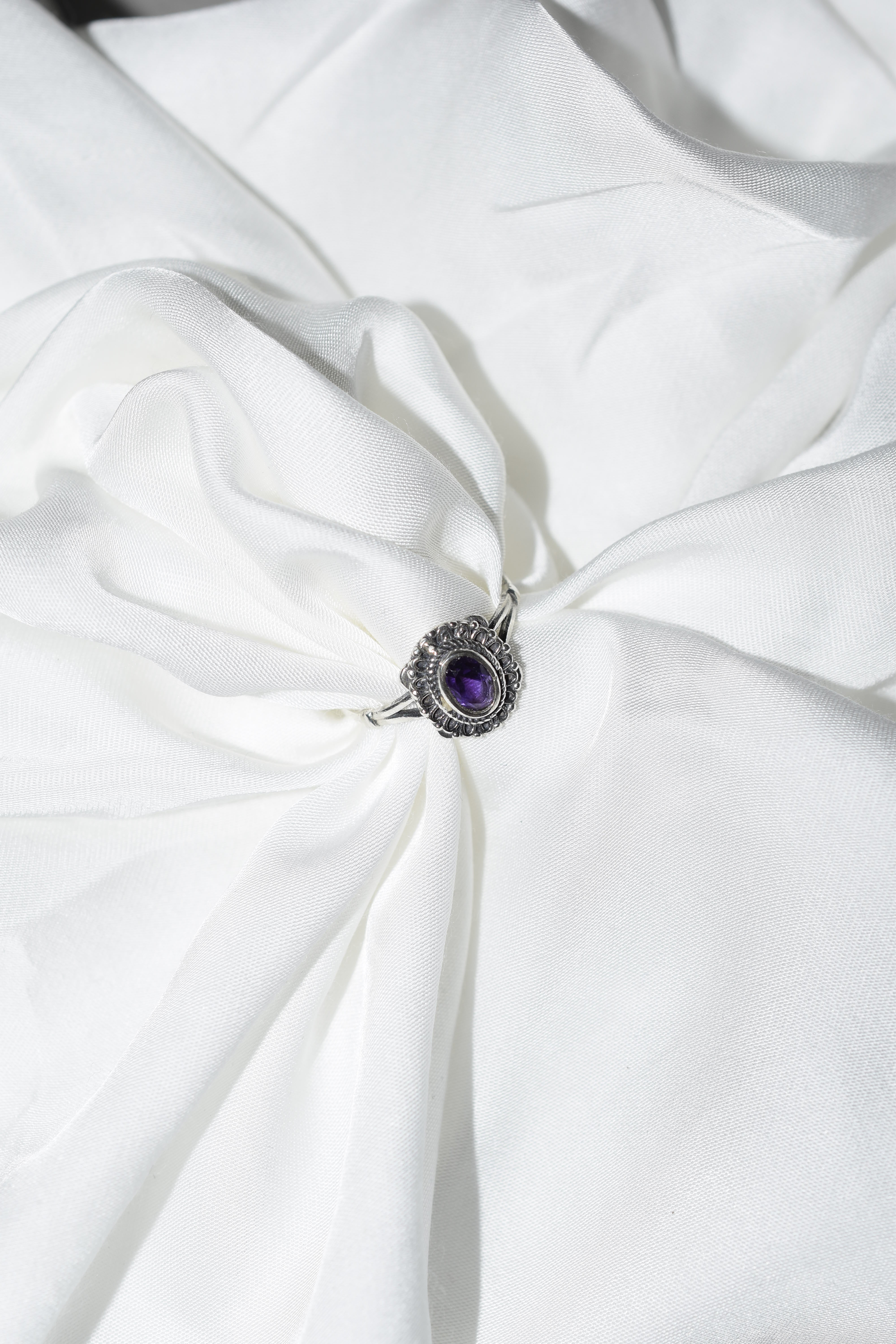Anello in argento 925 sfaccettato con Ametista