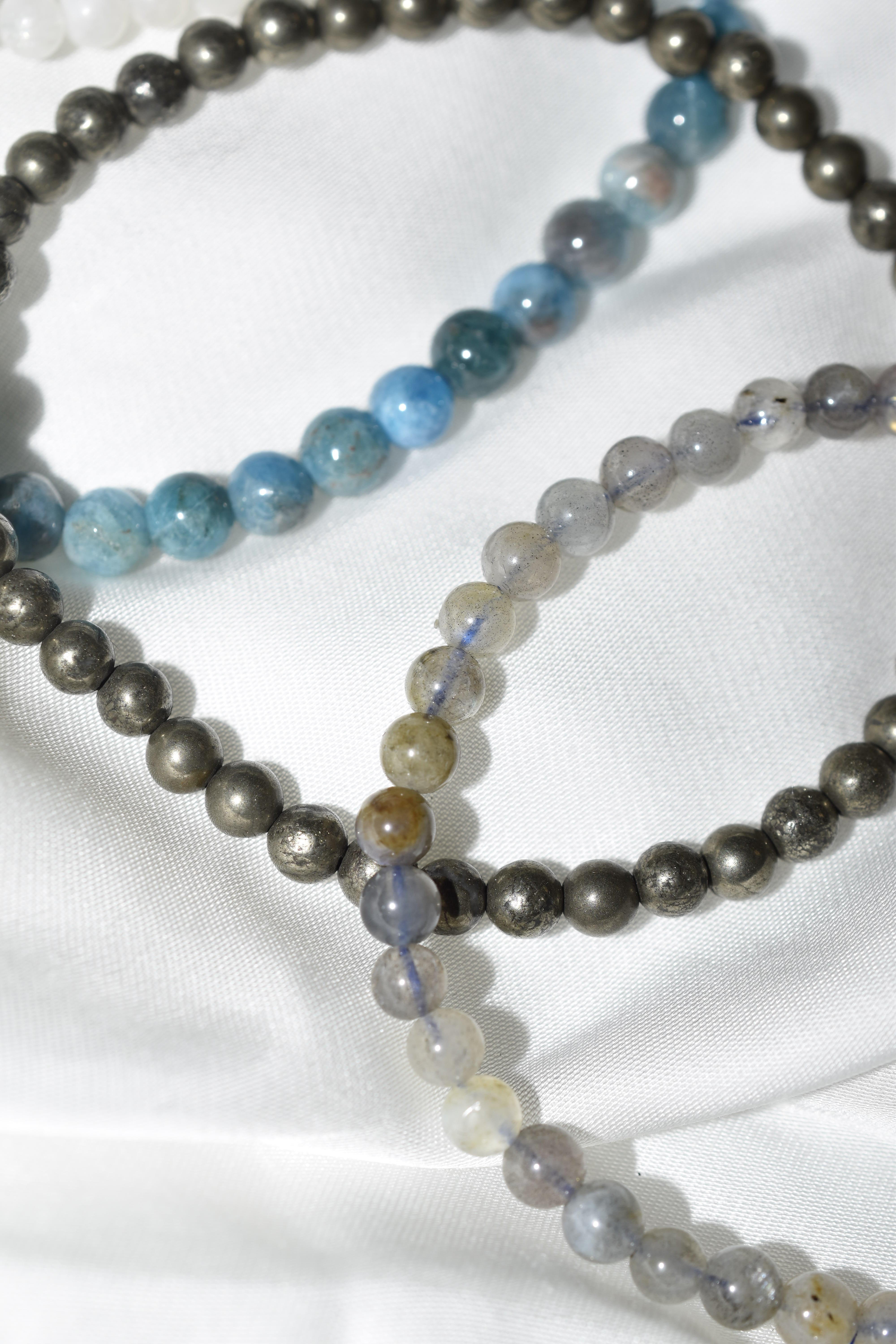 Bracciali Lexi in Apatite, Pirite, Labradorite e Pietra di Luna