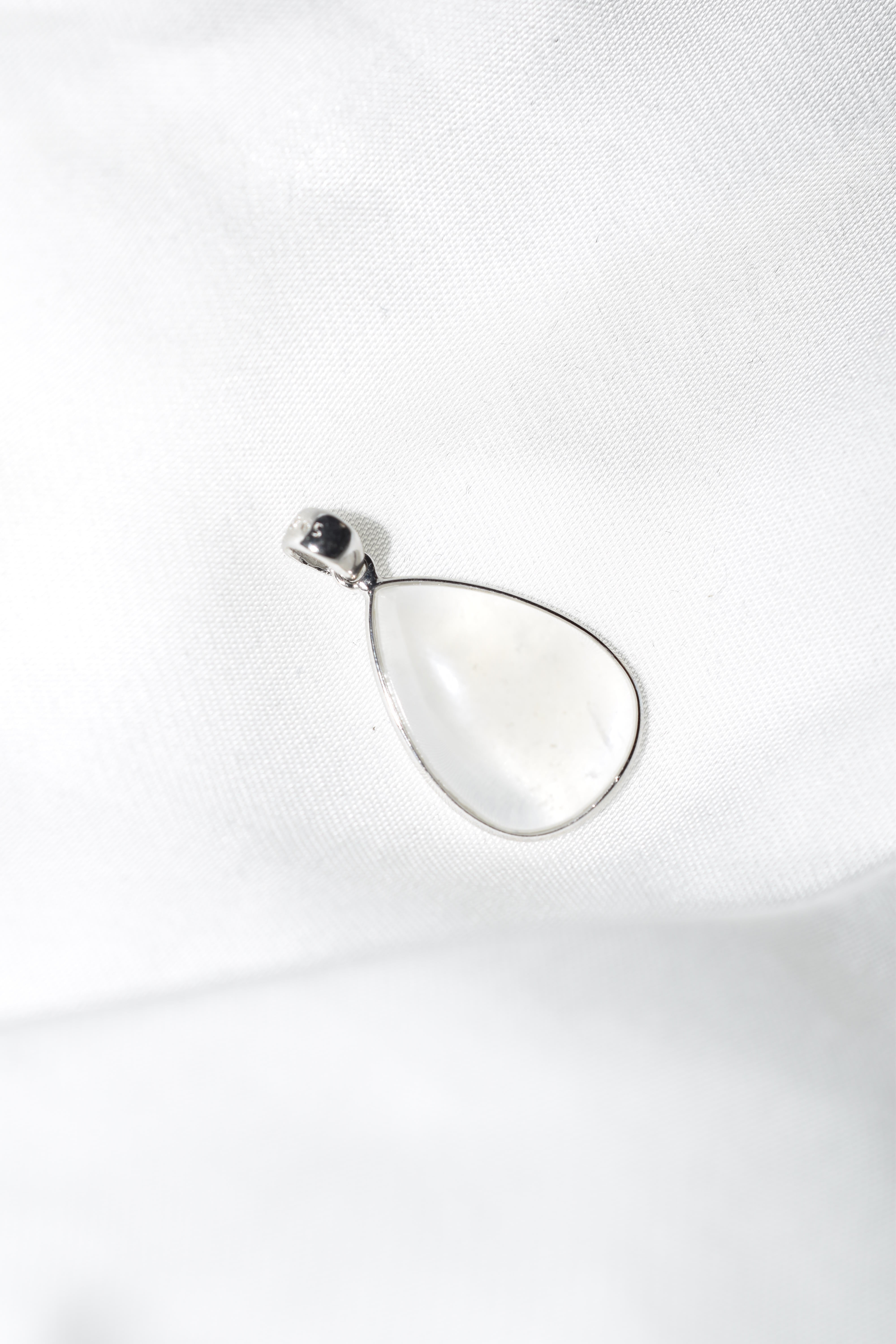 Ciondolo in argento 925 con Pietra di luna