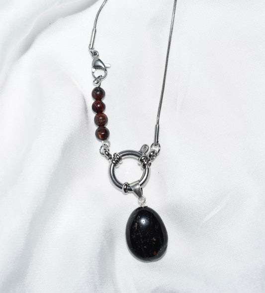Collana “Hasana”