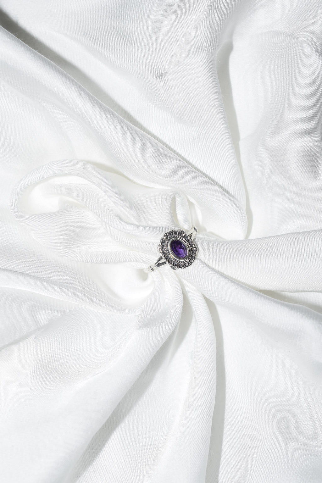 Anello in argento 925 sfaccettato con Ametista