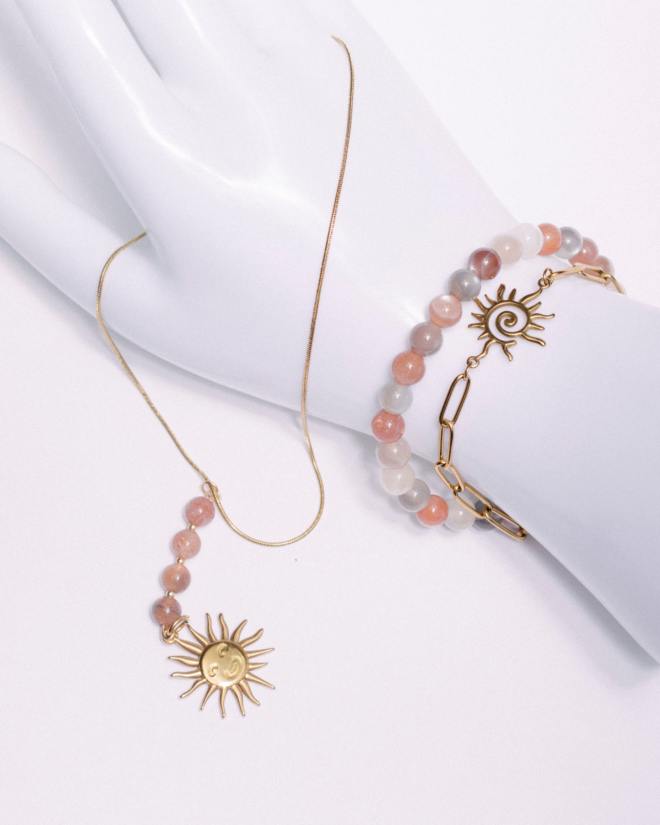 Amelie necklace and bracelet