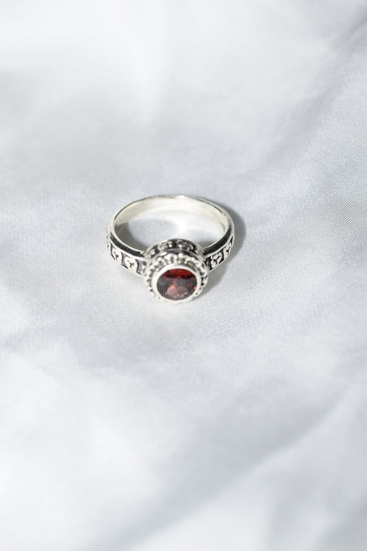 Anelli in Granato e argento 925