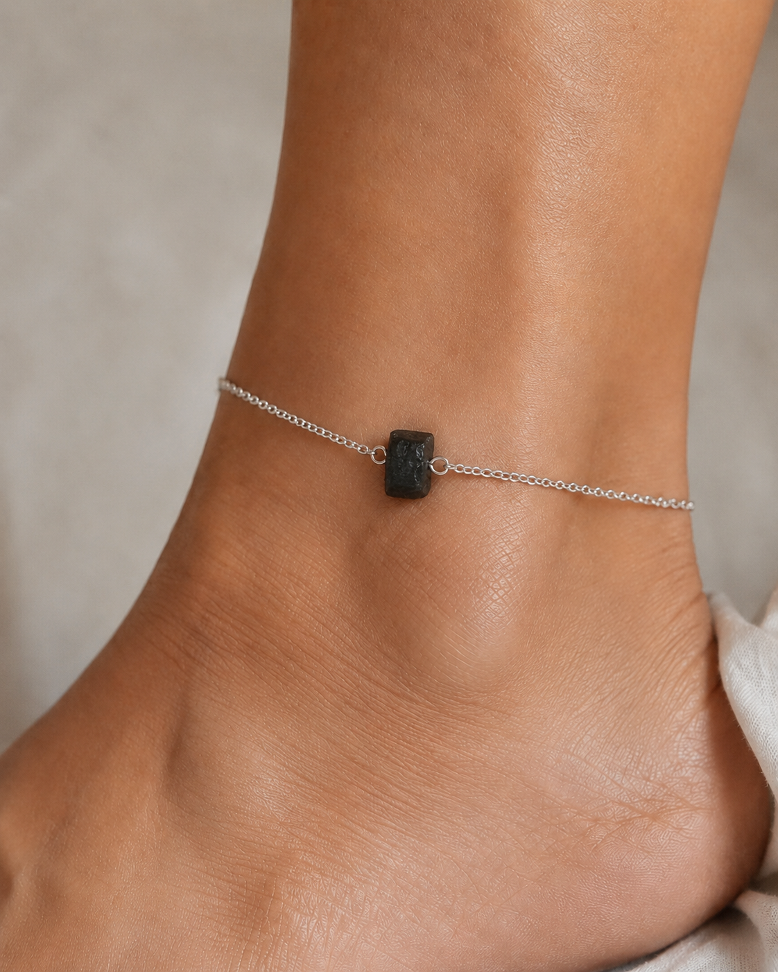 Cavigliera “Black Tourmaline”