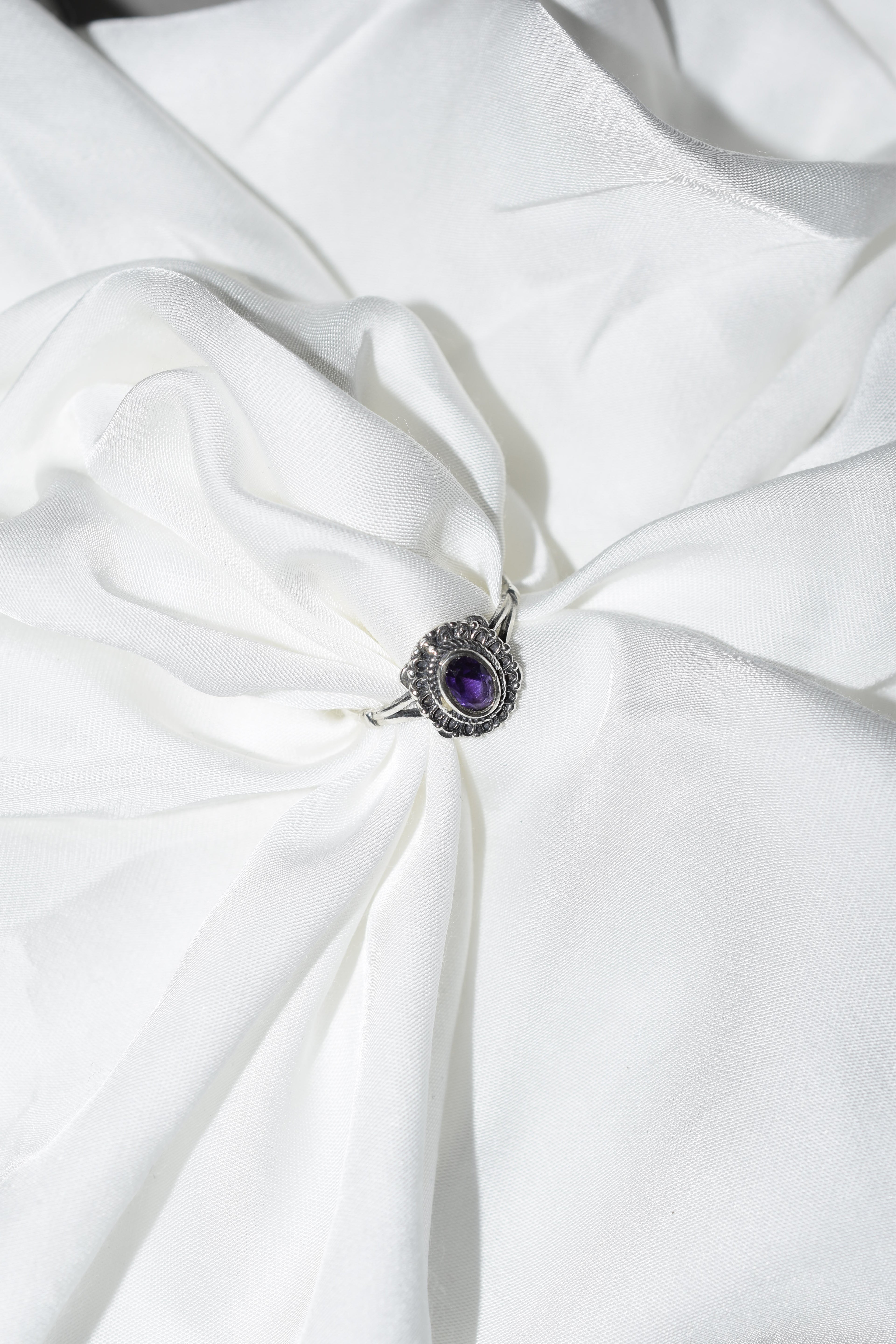 Anello in argento 925 sfaccettato con Ametista
