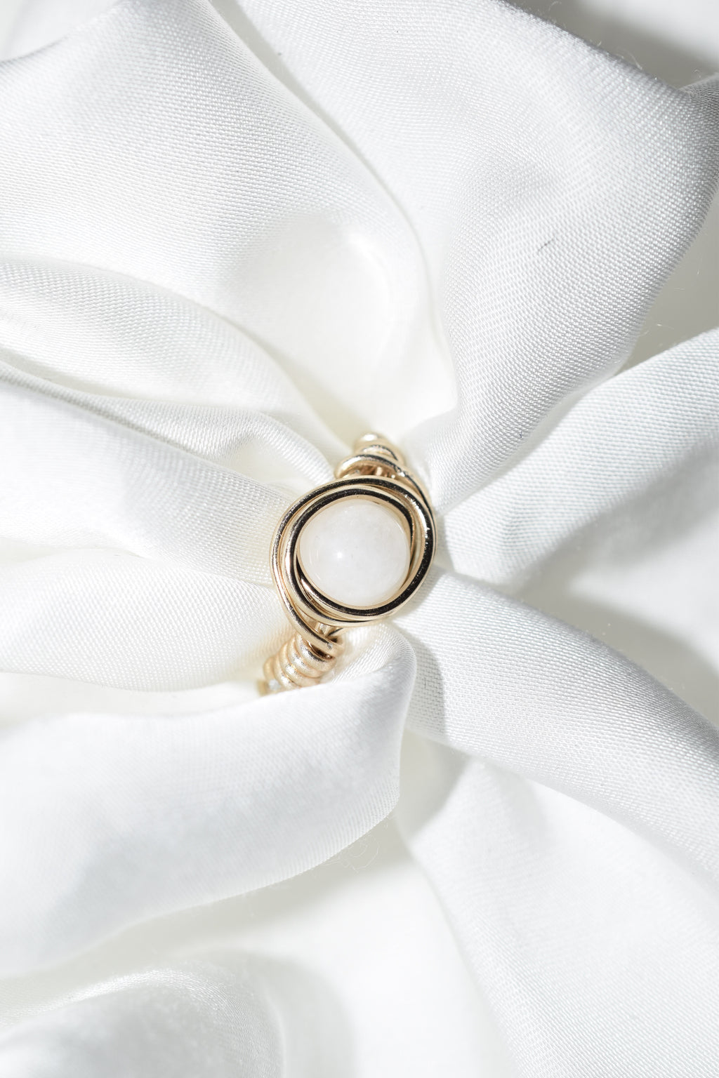 Anello Adularia in Pietra di Luna