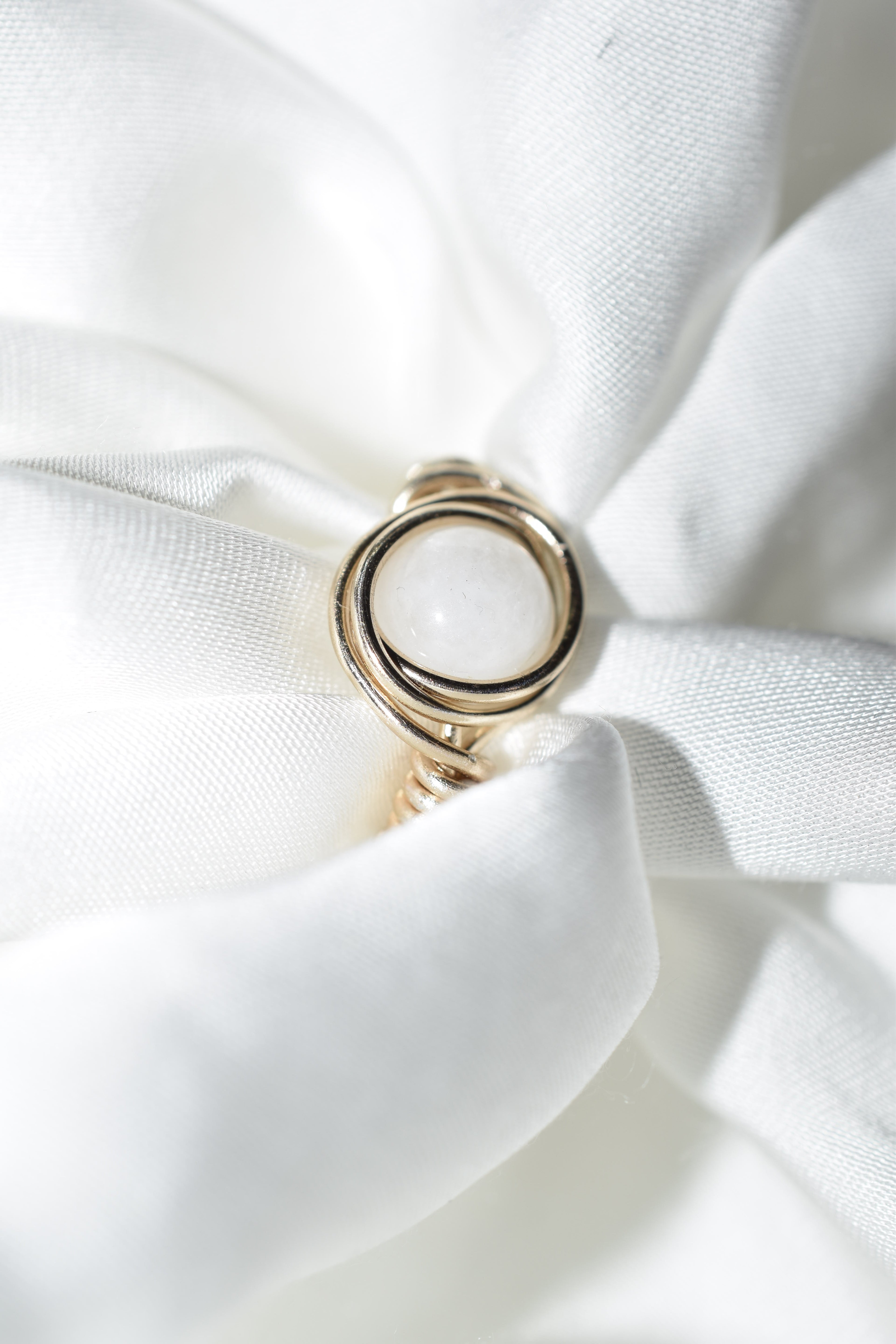 Anello Adularia in Pietra di Luna