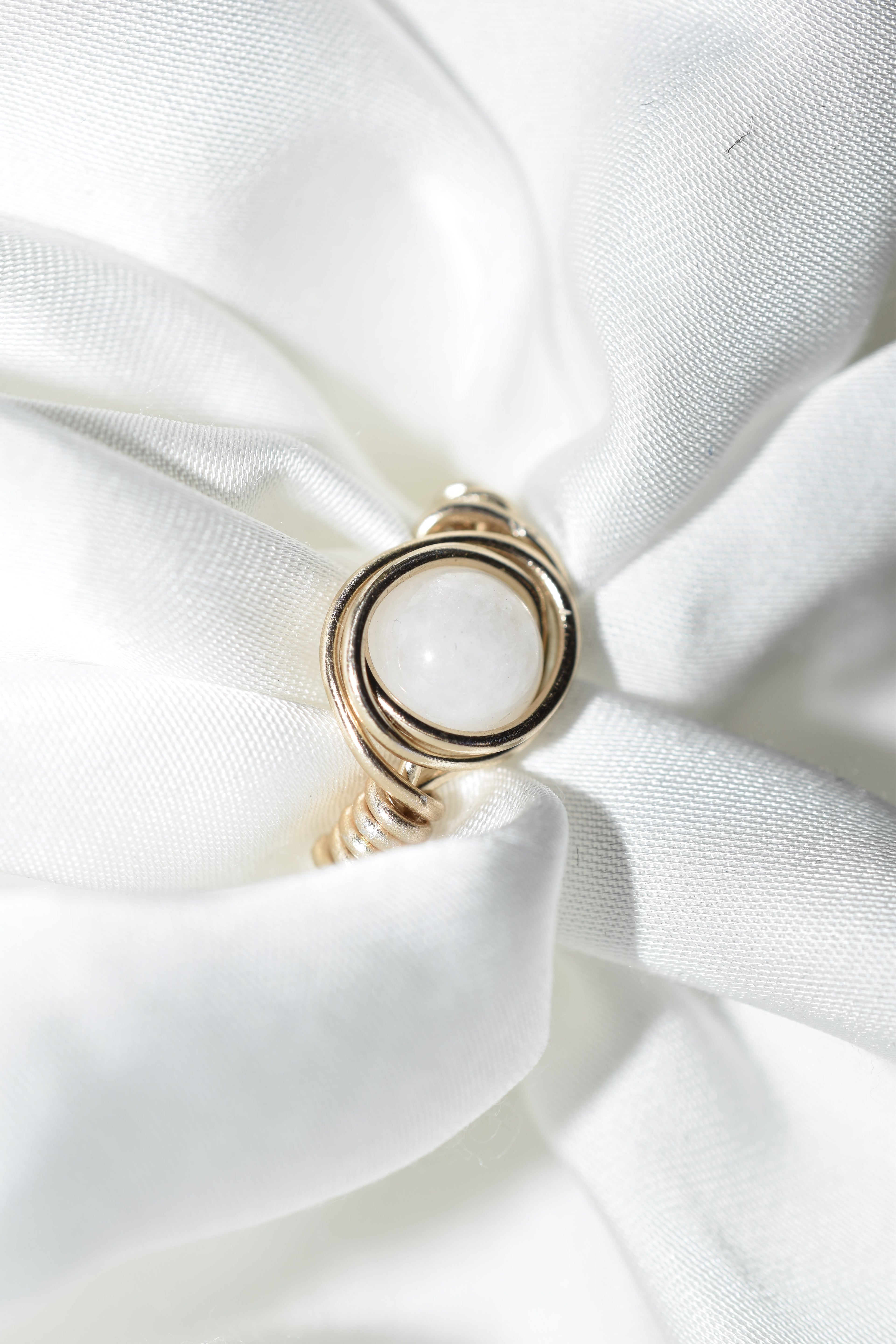 Anello Adularia in Pietra di Luna