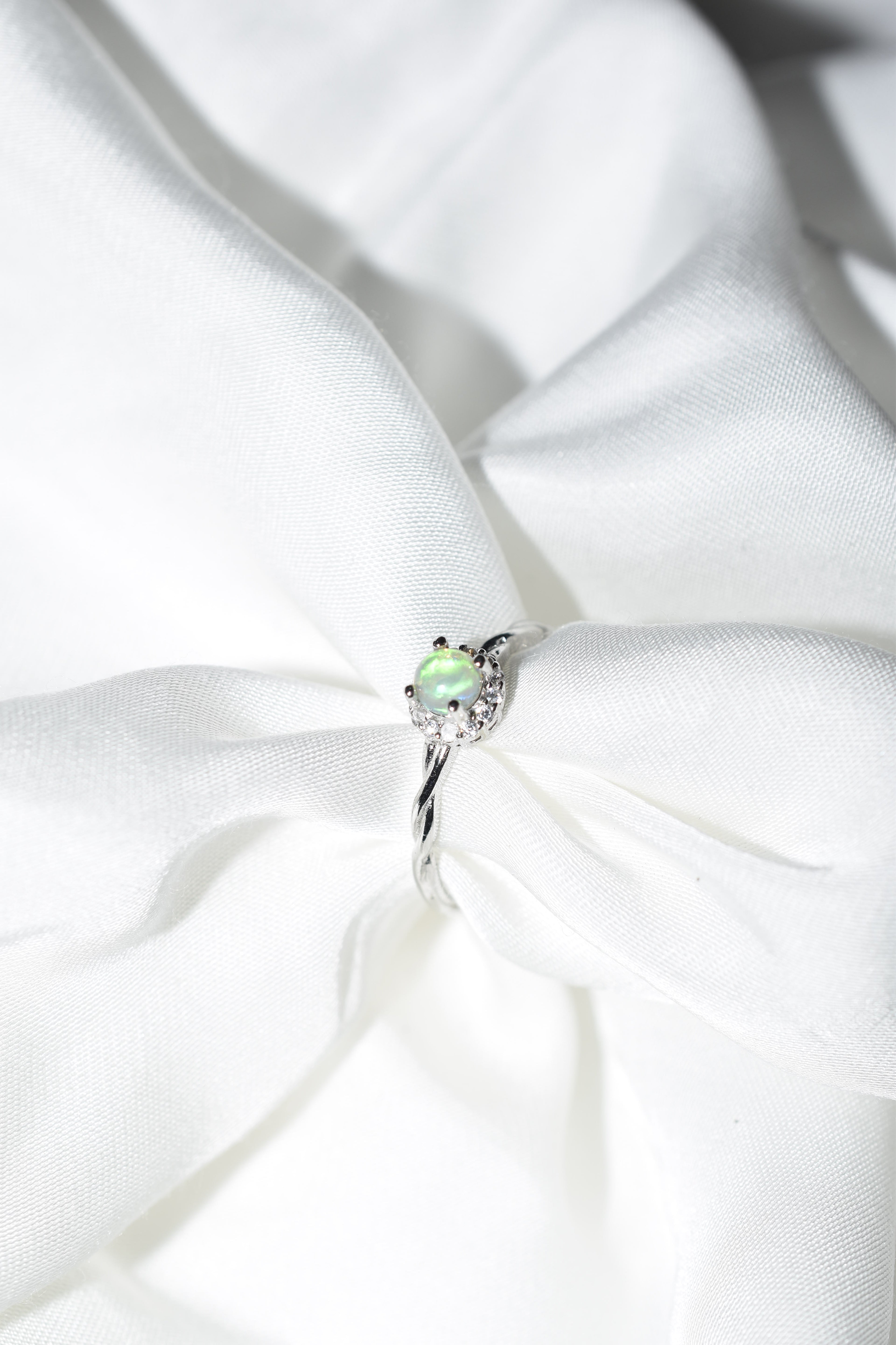 Anello Opale in argento 925
