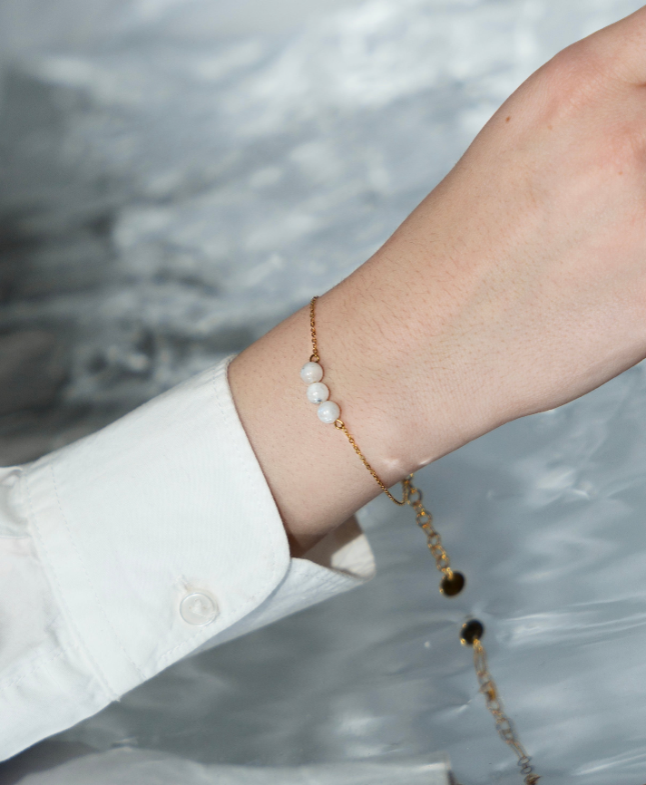Einfache „Sophia“-Armbänder